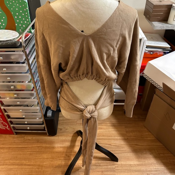 NWT Joseph backless tie sweater top - Picture 7 of 8